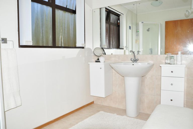 Photo of property in 99 Akers Road, Linton, Palmerston North, 4472