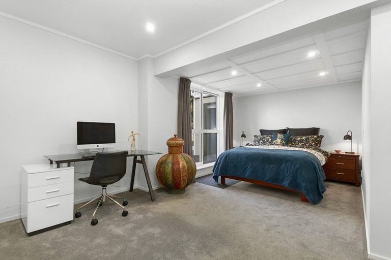 Photo of property in 2/9 Tawa Street, Tawa, Wellington, 5028