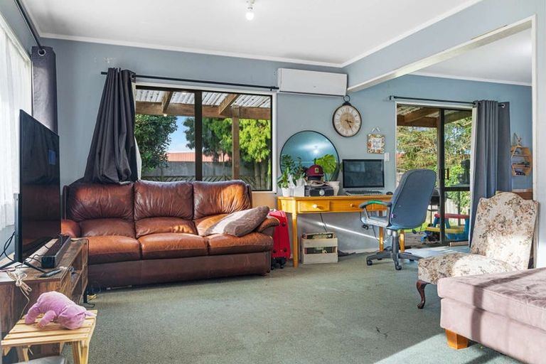 Photo of property in 8 Myrlene Place, Nawton, Hamilton, 3200