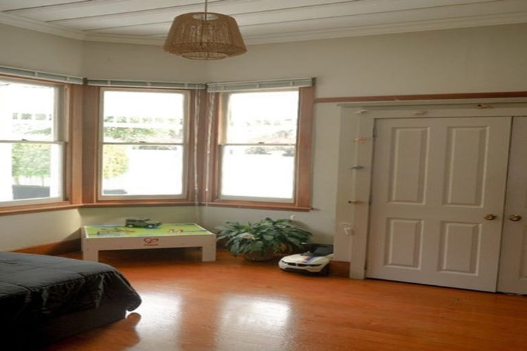 Photo of property in 115 Victoria Street, Onehunga, Auckland, 1061