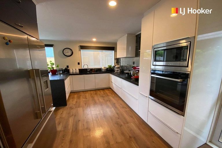 Photo of property in 154 Larnach Road, Waverley, Dunedin, 9013