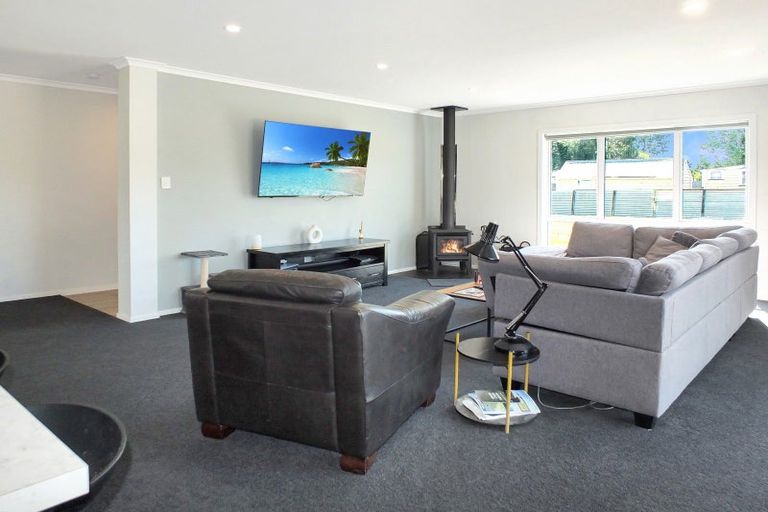 Photo of property in 50 Graham Street, Shannon, 4821