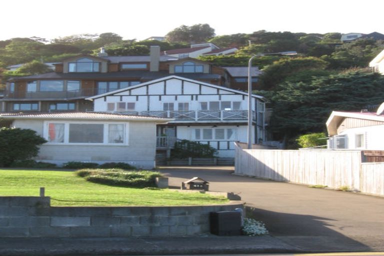 Photo of property in 41a Moana Road, Plimmerton, Porirua, 5026