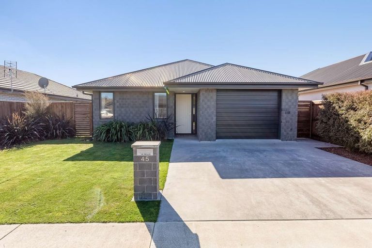 Photo of property in 45 Minerva Crescent, Woodend, 7610