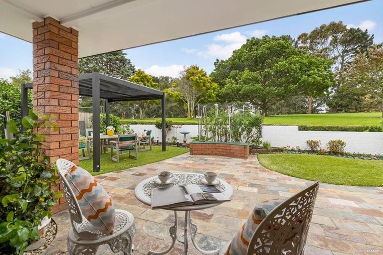 Photo of property in 45 Golfland Drive, Golflands, Auckland, 2013