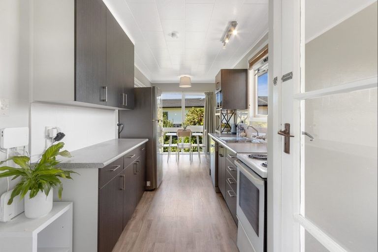 Photo of property in 7 Skerrett Crescent, Tamatea, Napier, 4112