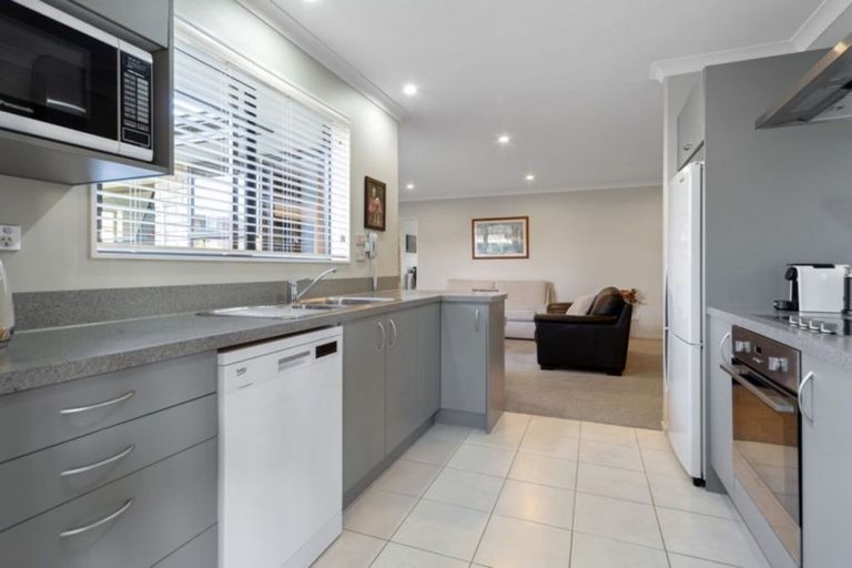 Photo of property in 6b Naomi Place, Cambridge, 3434