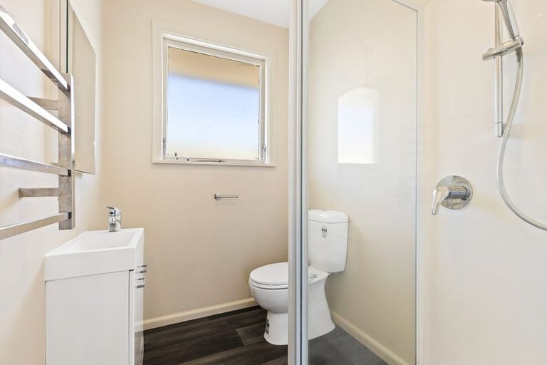 Photo of property in 2/60 Avalon Street, Richmond, Christchurch, 8013