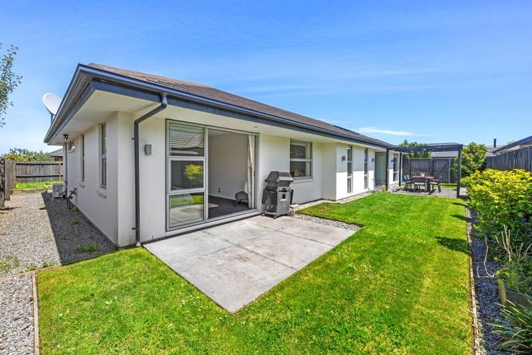 Photo of property in 11 Handley Crescent, Wigram, Christchurch, 8042