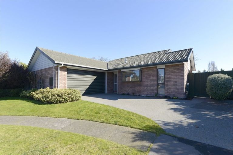 Photo of property in 8 Greenwood Close, Woodend, 7610