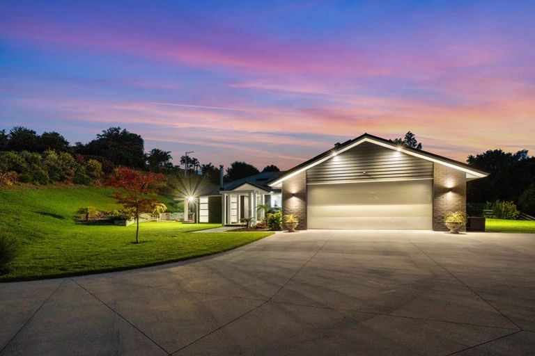 Photo of property in 68b Munro Road, Minden, 3179