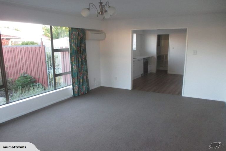 Photo of property in 2/99a Saint Martins Road, Saint Martins, Christchurch, 8022