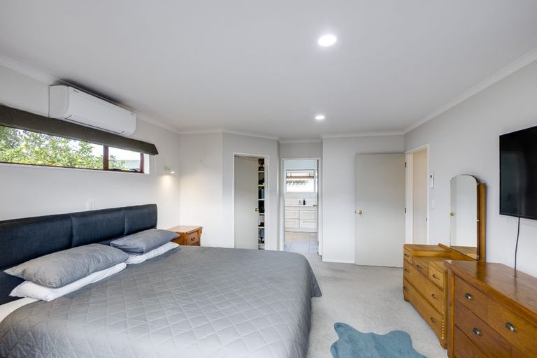 Photo of property in 8 Gresham Place, Taradale, Napier, 4112