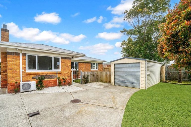 Photo of property in 33 Rollerson Street, Papakura, 2110