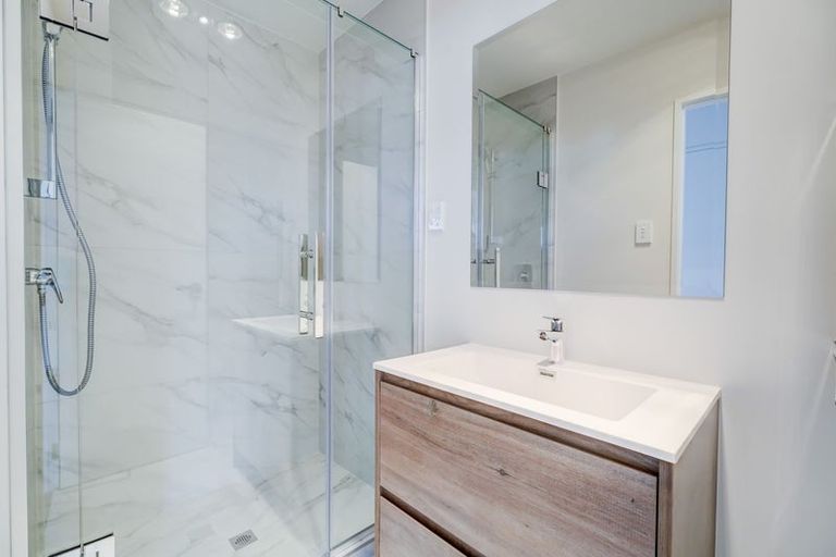 Photo of property in 11 Tokarewa Close, Mount Wellington, Auckland, 1062