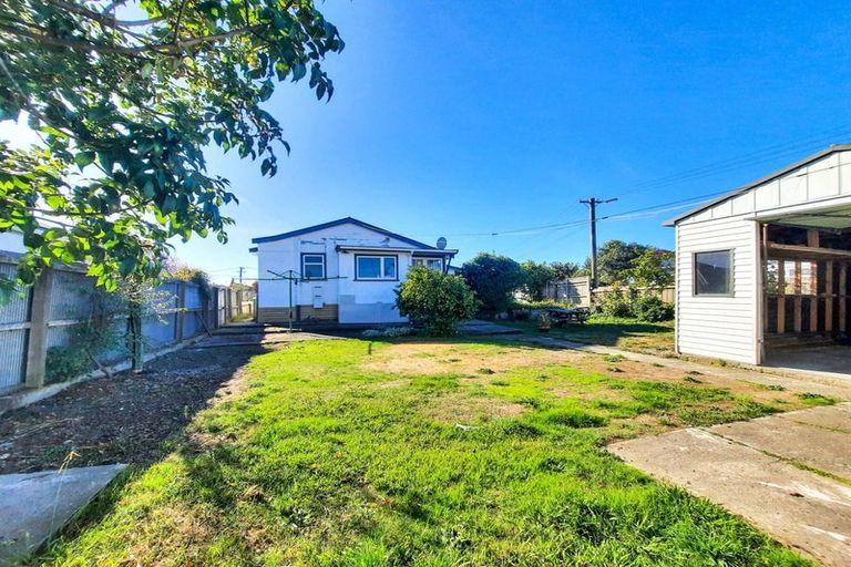 Photo of property in 181 Bowhill Road, New Brighton, Christchurch, 8083