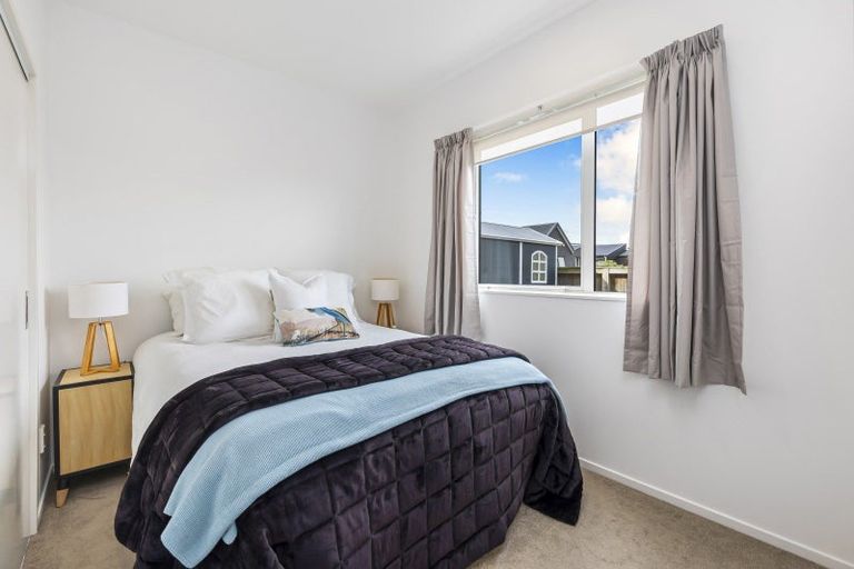 Photo of property in 129 Tarapuka Road, Westgate, Auckland, 0814