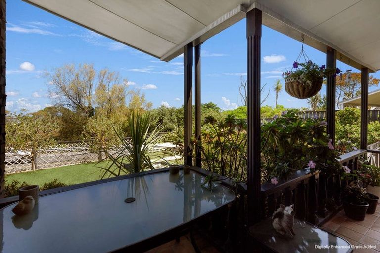 Photo of property in 2 Montgomery Road, Otamatea, Whanganui, 4501