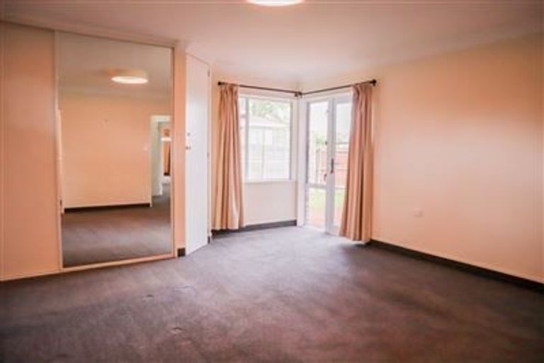 Photo of property in 229 Avonhead Road, Avonhead, Christchurch, 8042