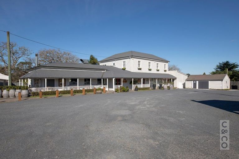 Photo of property in 55 Kaipara Portage Road, Riverhead, 0820