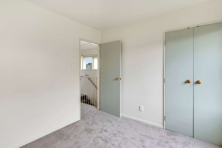 Photo of property in 4/17 Longley Place, Addington, Christchurch, 8024