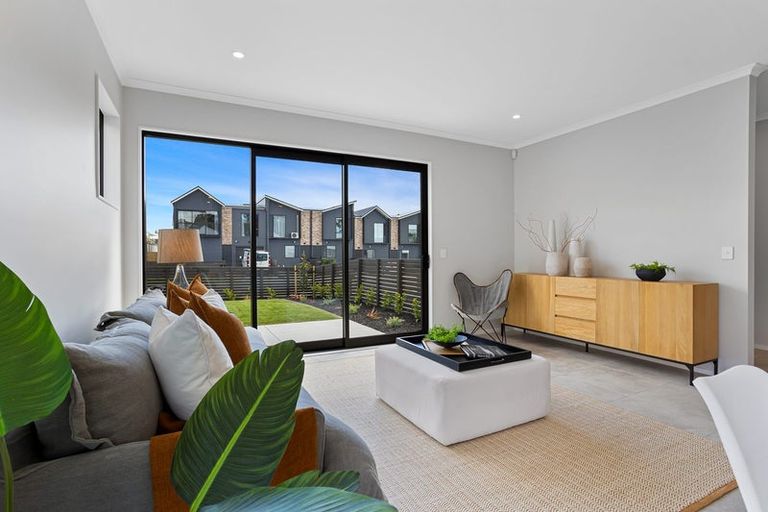 Photo of property in 29 Cambie Avenue, Red Beach, 0932