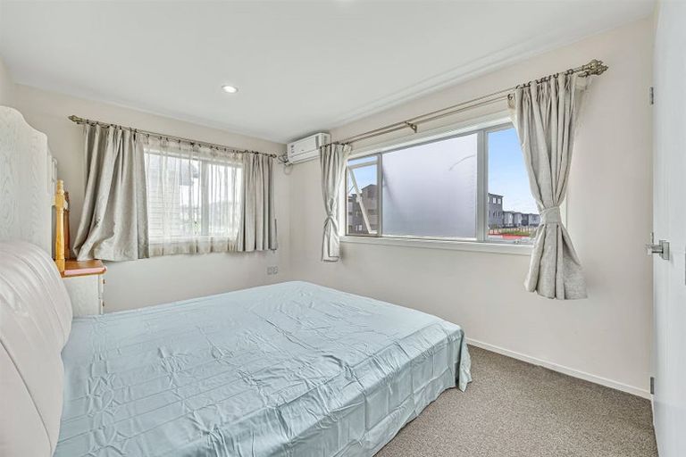 Photo of property in 388 Ormiston Road, Flat Bush, Auckland, 2019