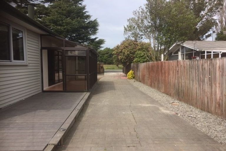 Photo of property in 35 Sparks Road, Hoon Hay, Christchurch, 8025