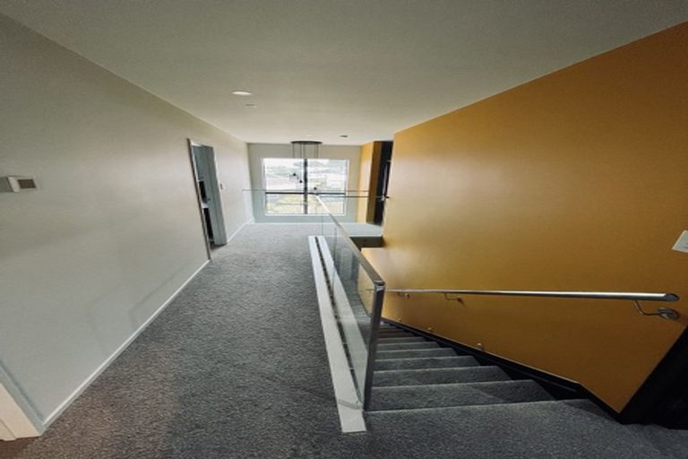 Photo of property in 43b Hillcrest Road, Papatoetoe, Auckland, 2025