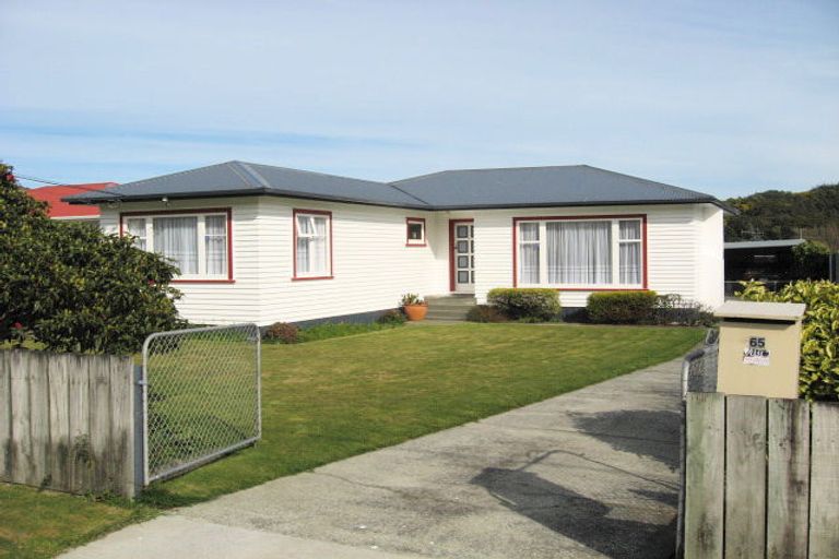 Photo of property in 65 Wise Street, Wainuiomata, Lower Hutt, 5014