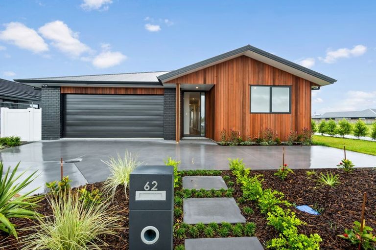 Photo of property in 62 Maturiki Drive, Ruakaka, 0118