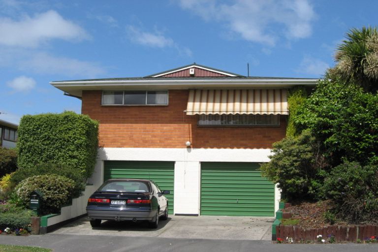 Photo of property in 7 Hillcrest Place, Avonhead, Christchurch, 8042