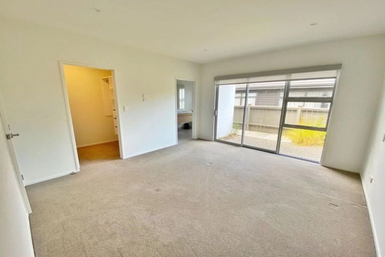 Photo of property in 15 Pitsaw Lane, Silverdale, 0932