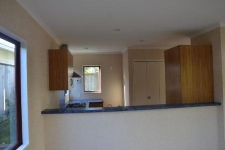 Photo of property in 12d Frankmoore Avenue, Johnsonville, Wellington, 6037