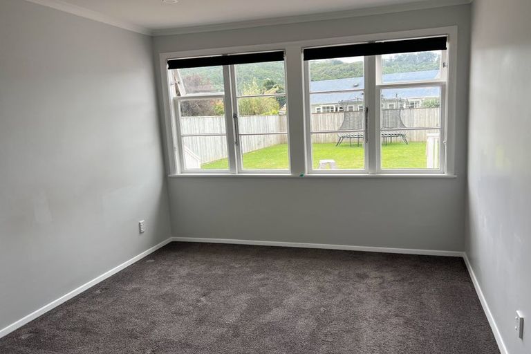 Photo of property in 17 Hunter Street, Taita, Lower Hutt, 5011