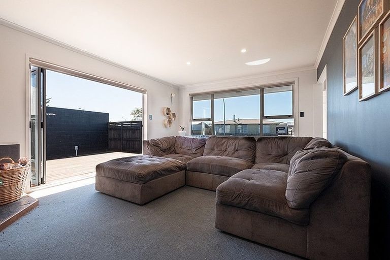 Photo of property in 6 Sole Avenue, Bell Block, New Plymouth, 4312