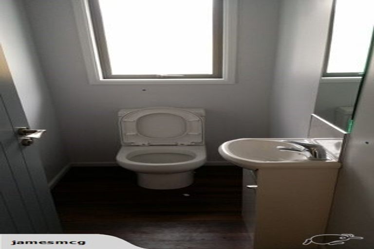 Photo of property in 9 Tahuna Street, Pegasus, 7612