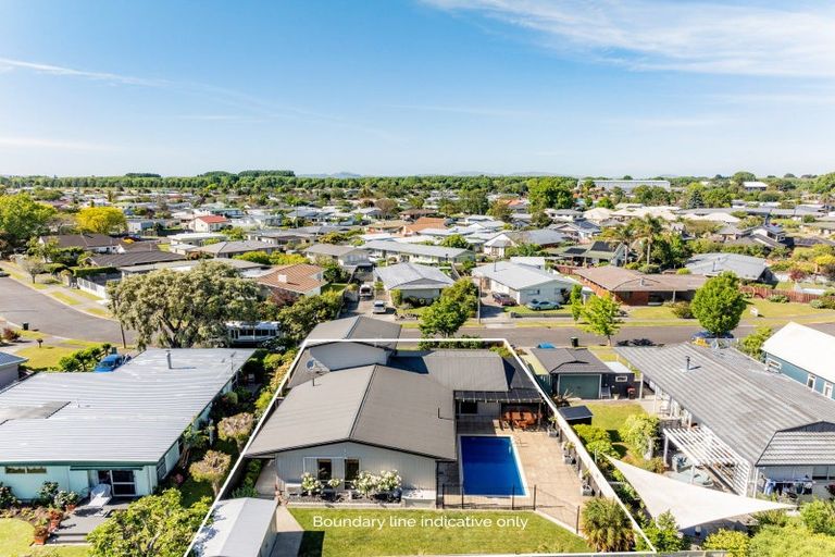 Photo of property in 20 Roskilda Crescent, Taradale, Napier, 4112