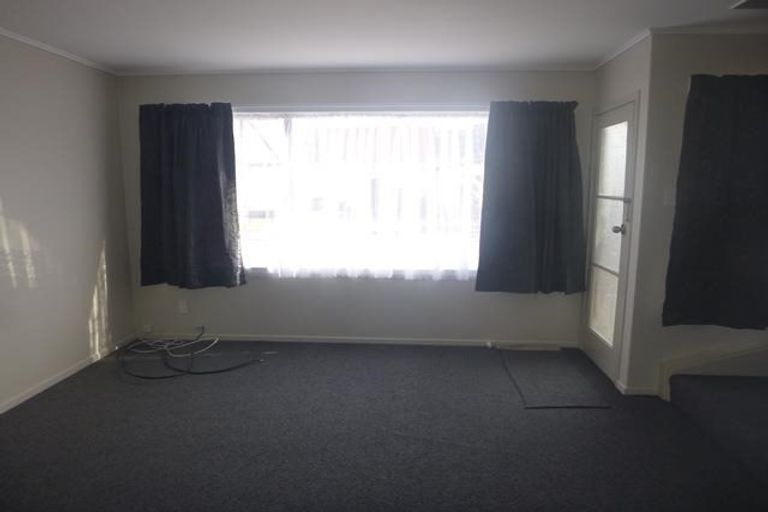 Photo of property in 2/66 Richmond Street, Petone, Lower Hutt, 5012