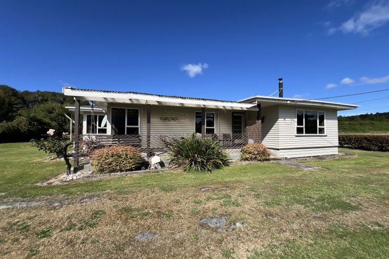 Photo of property in 107 Red Jacks Road, Ngahere, Dobson, 7872