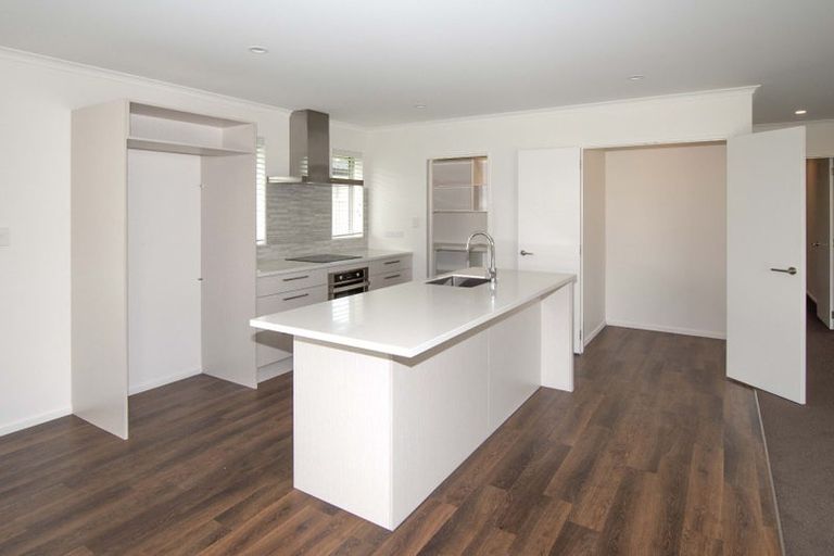 Photo of property in 31 Tara Crescent, Woodend, 7610