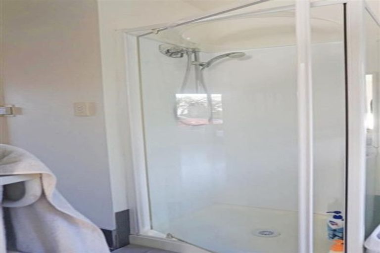 Photo of property in 43 Rathmar Drive, Manurewa, Auckland, 2105