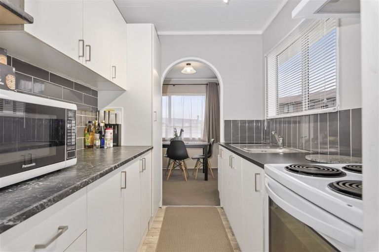 Photo of property in 14a Pohutukawa Drive, Owhata, Rotorua, 3010