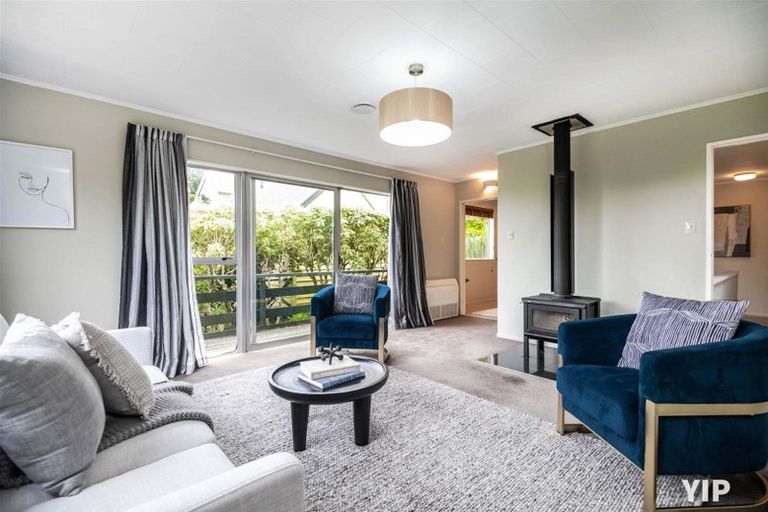 Photo of property in 41 Viewmont Drive, Harbour View, Lower Hutt, 5010