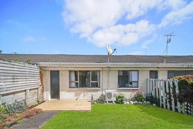 Photo of property in 2/31 Bowater Place, Manurewa, Auckland, 2102