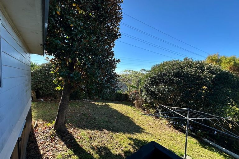 Photo of property in 266 Triangle Road, Massey, Auckland, 0614