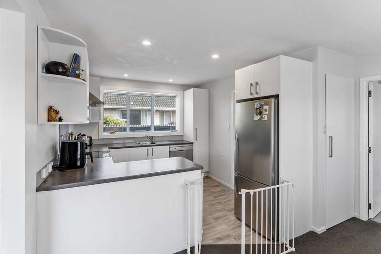 Photo of property in 21 Stanton Crescent, Hoon Hay, Christchurch, 8025