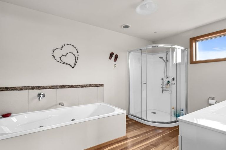 Photo of property in 18 Rivers Street, Alexandra, 9320