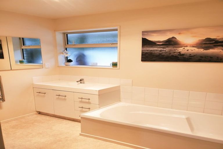 Photo of property in 12 Russell Street, Darfield, 7510