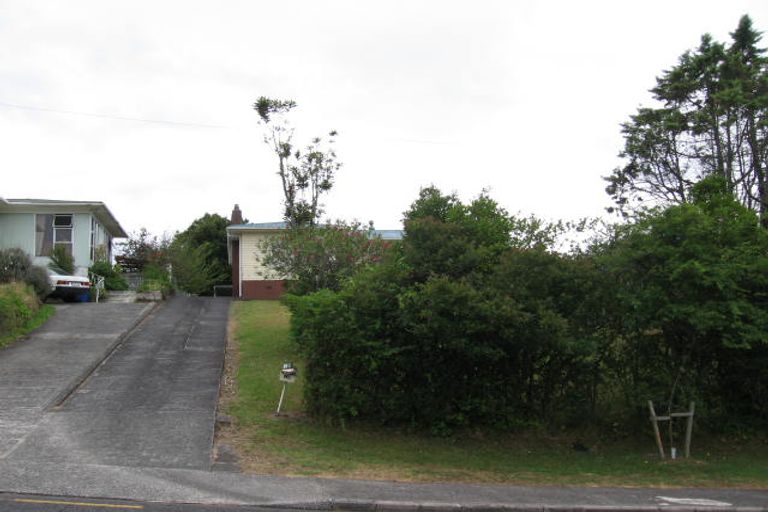 Photo of property in 26 Eskdale Road, Birkdale, Auckland, 0626